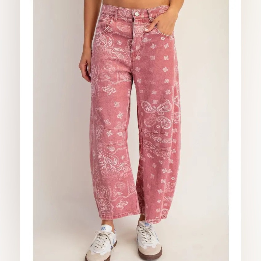 eesome Pink Patterned Denim Pants - Picture 4 of 5